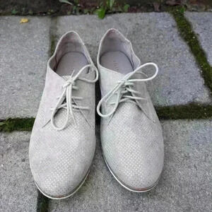 Kelly and Katie tan and silver glitter loafers size 8